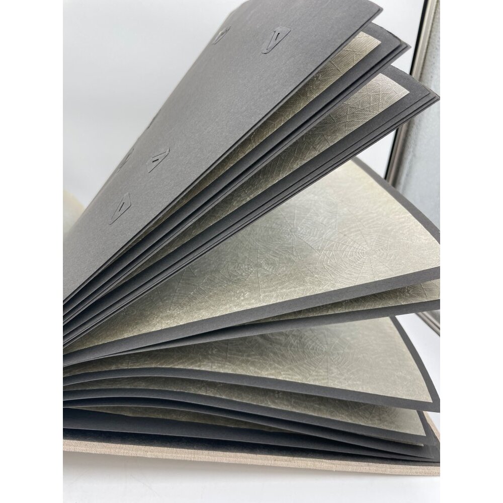 Vintage Baby In Red Photo Album  27 Black Pages & Vellum Inserts Used Linen Spin - Picture 6 of 12